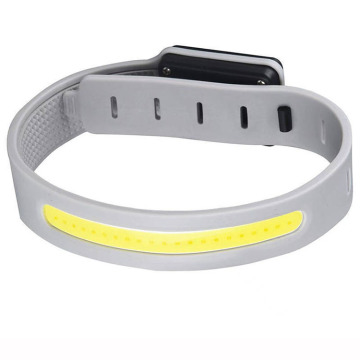 2024 Advanced Rechargeable LED Reflective Safety Arm Light with Red Warning Flash for Runners