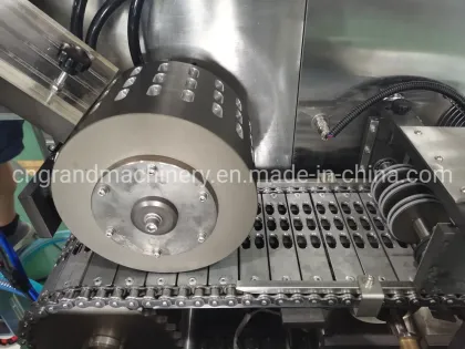 Liquid Filling and Packaging Machine Njp-260