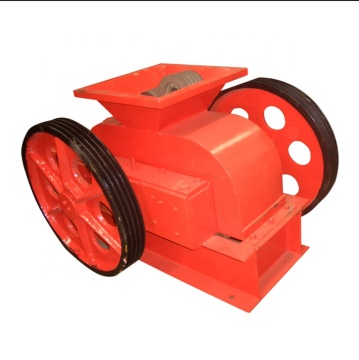 China Supplier Double Tooth Roller Crusher Machine / Sand Making Roll Crusher