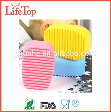 2016 New Arrival Silicone Hand-Held Silicone Clothes Washing Brush