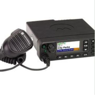 Radio móvil Motorola XPR5550