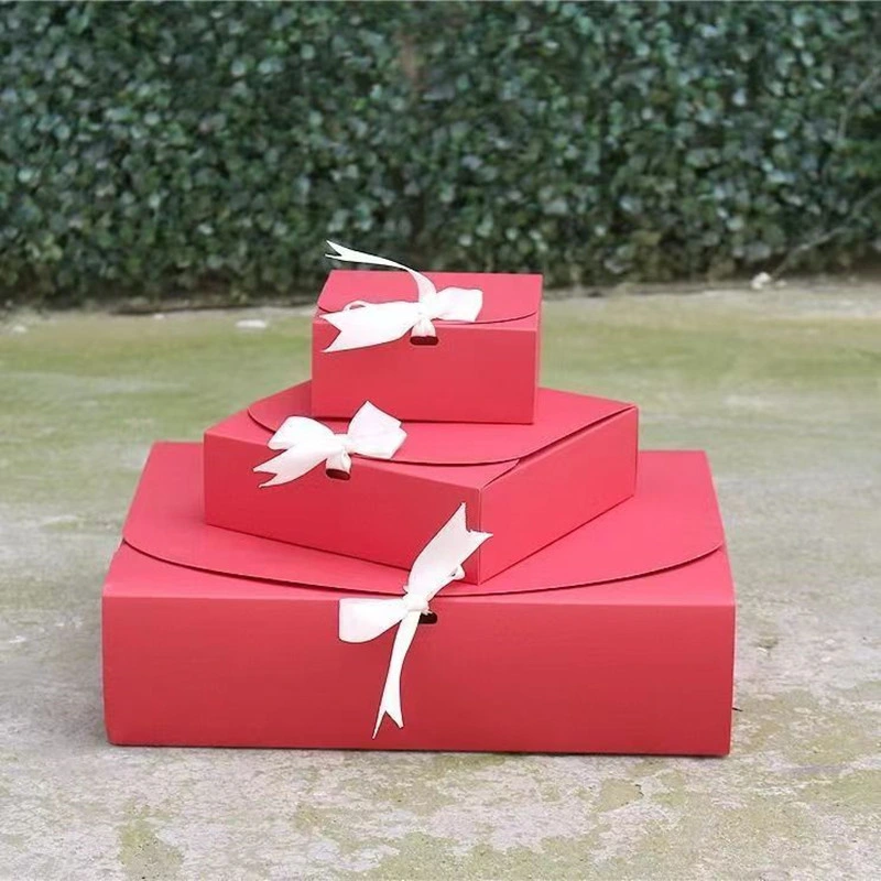 Cajas de embalaje personalizadas Regalo Kraft Box de papel Mano