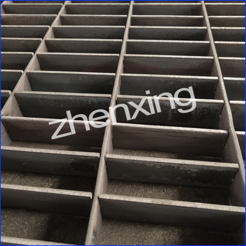 Low Carbon Plug Steel Grating