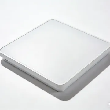 LED ceiling light for indoor living