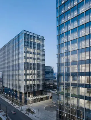 Certificated curtain wall powder coating