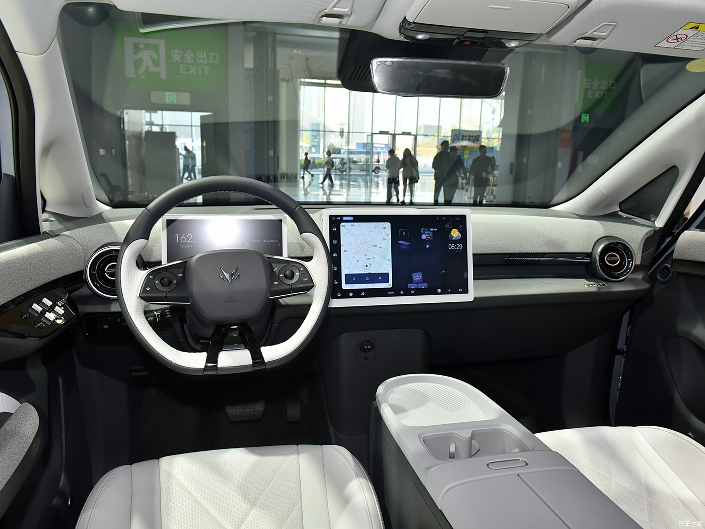 ARCFOX KAOLA INTERIOR