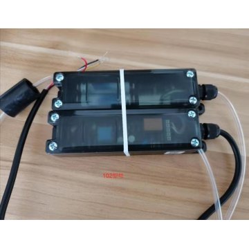 High-speed roller door safety edge airbag sensor