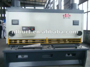 metal cutting & shearing machine