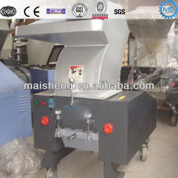 Waste Plastic Grinder Machine