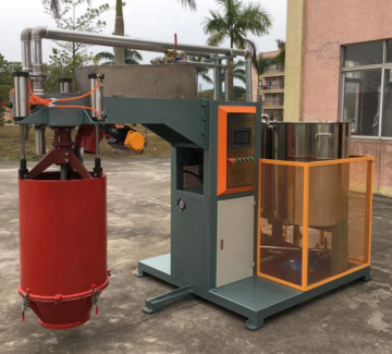 Fully automatic foaming machine for mattress
