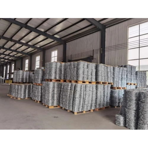 Zinc Coated Steel Barbed Wire Low Price BTO22/ CBT65 Galvanized Barbed Wire Manufactory