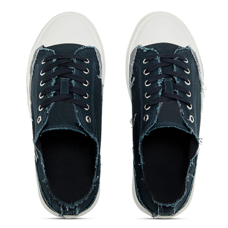 Trendy Men's Canvas Sneakers for Daily Wear