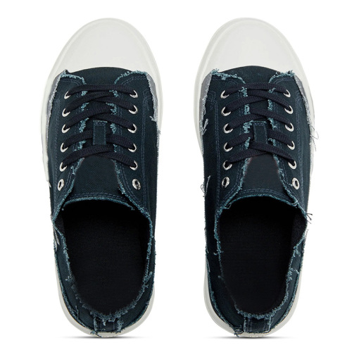 Trendy Men's Canvas Sneakers for Daily Wear