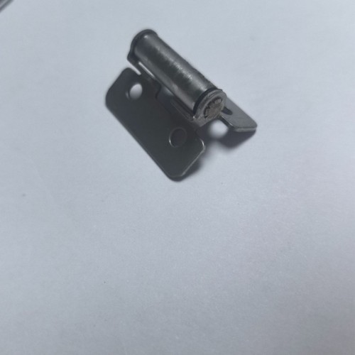 مفصلات معدنية آمنة لأبواب الخزانة