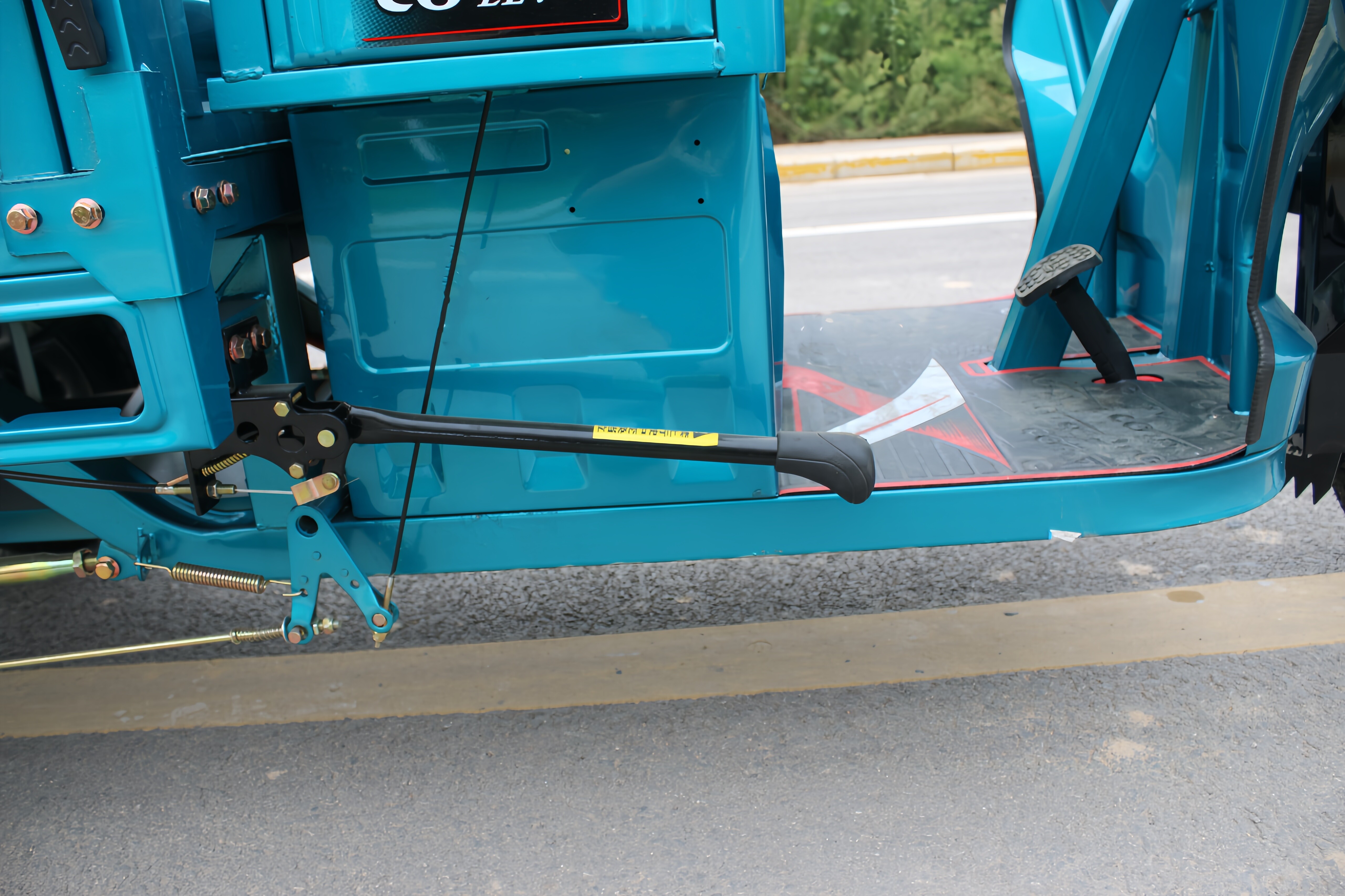 1.5m three door electric tricycle