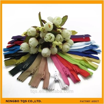 High Quality 3# 5# Close End Plastic Zipper For Bags