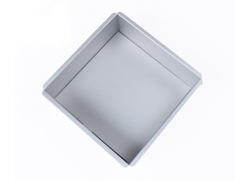 aluminium alloy square cake mould with removable bottom (17)