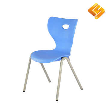 Штабелируемый пластиковый стул с прочной стальной рамой