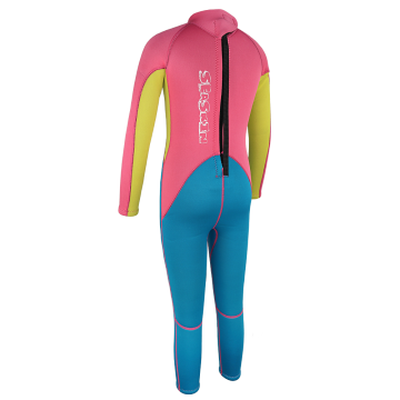 Zeegeacht meisjes terug zip een stuk neopreen fullsuits