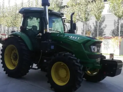 Taishan 1804 Wheeled Tractor