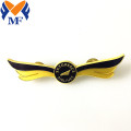 Metall Custom Wings Form Airline Pin Abzeichen