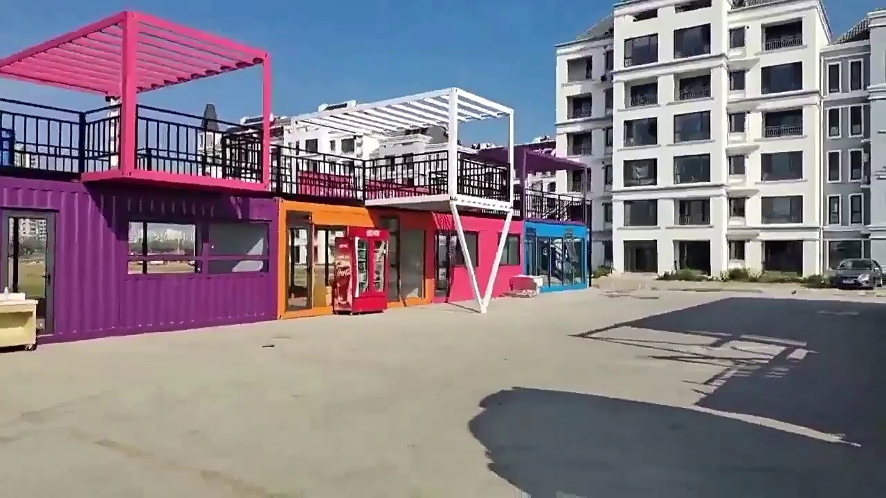 Modular Folding House Concept for Instagrammable Markets
