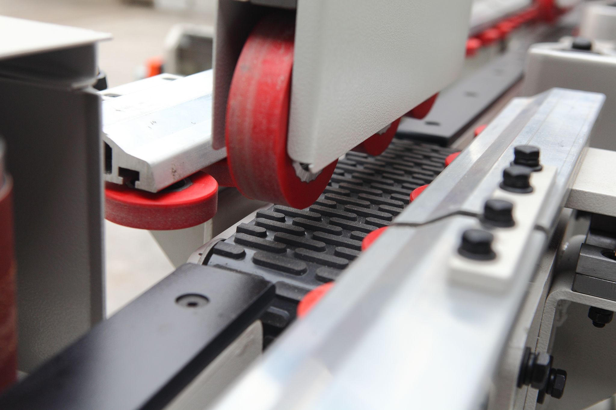 Wood batten sanding polishing machine