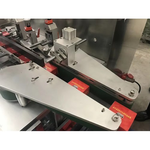 Máquina estuchadora automática JN-280C