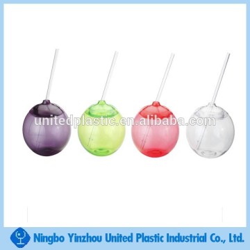 large plastic spheres with assorted colors