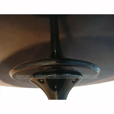 Eero Saarinen Tulip Table