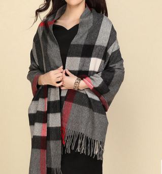 90% Wol 10% Cashmere Woven Throw