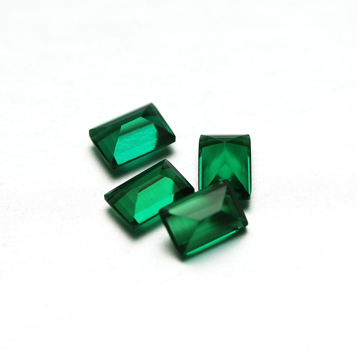 Bánh mì baguette ngọc lục bảo của Zambian Lab Grown cắt 4x6 mm