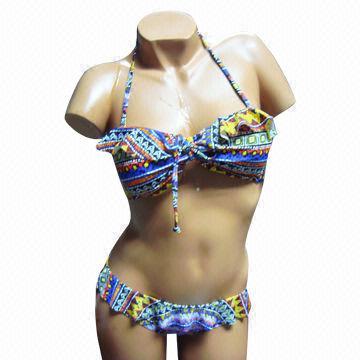 Ruffled Bandeau Bikini with 100% Polyester Lining