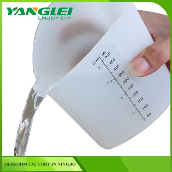 Silicone Kitchenware Heartshape Measuring Cup. 203 degree max. Reusable