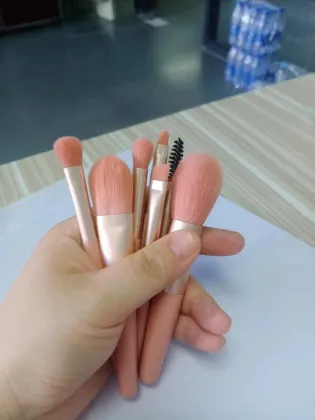 The Best Makeup Brush Choosing