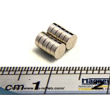 Super Strong Ultra Thin N52 Small Disc Neodymium Magnets: Characteristics and Applications