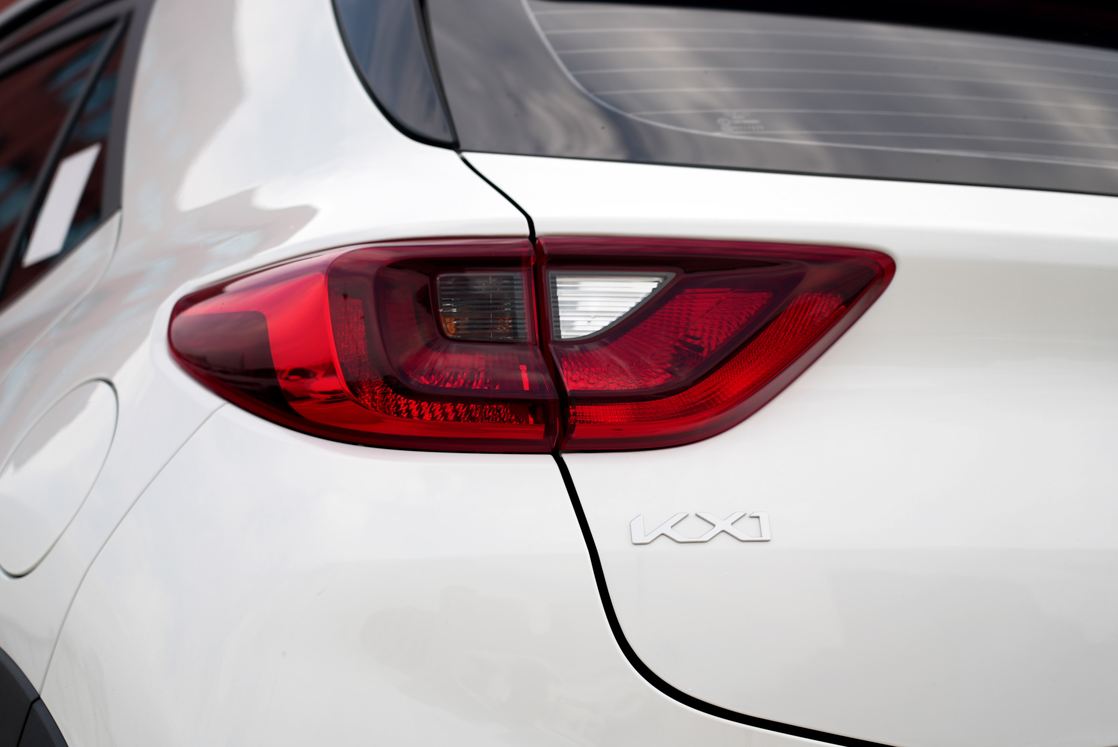 Kia kx1 2021 (1)