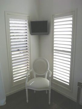 Horizontal Louver Indoor Window Shutters White For Plantation
