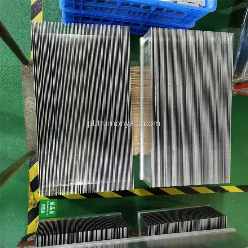 Profile aluminiowych radiatorów łopatkowych do elektronicznego chłodzenia