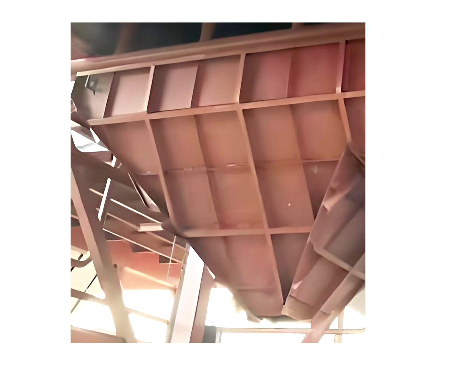 Air intake Dust Evacuation