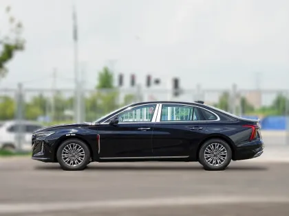 HongQi H5 2025 2.0T Auto Qixiang