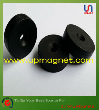 Waterproof neodymium magnets with black PP coating