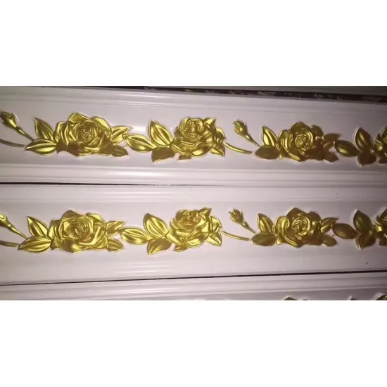 Gold Foil Decorative Interior Cornice Moulding for French Ceilings in China