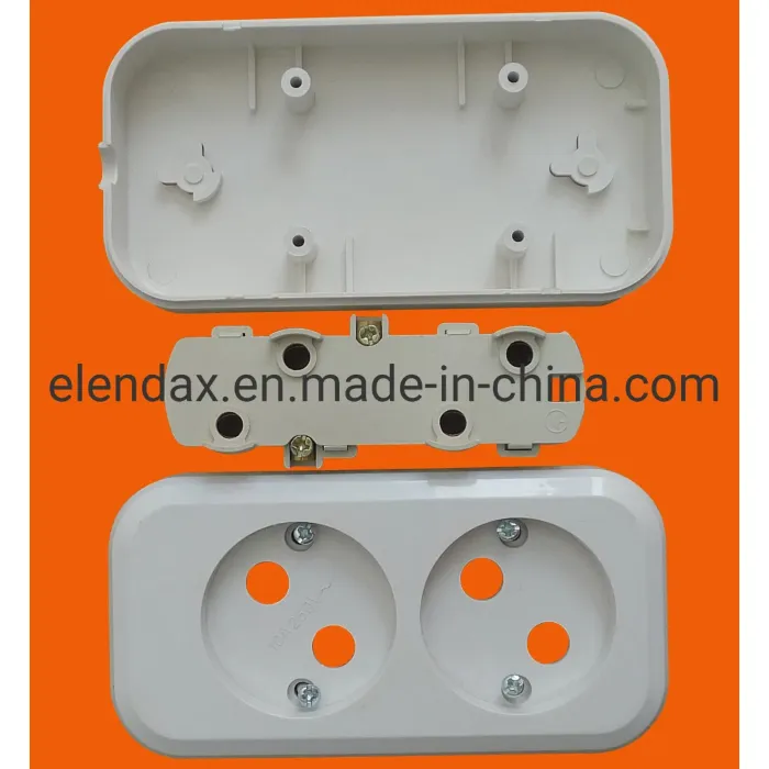 4-контактная удлинительная розетка европейского типа (E8004)