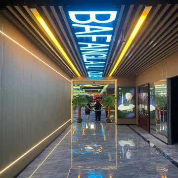 Customized LED Alphabet Chandelier - 26 Letters Aluminum Iron Pendant Light for Office