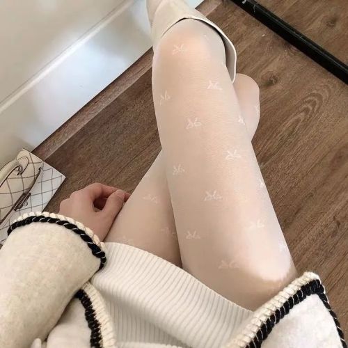 Slim and slim style panties and stockings