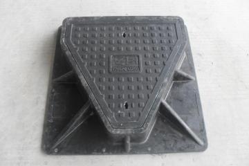 FRP manhole cover triangle C250