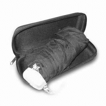 Umbrella with Aluminum Frame and Plastic Handle