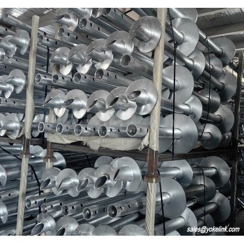 Penangkapan skru longgokan heliks untuk timbunan skru asas pepejal