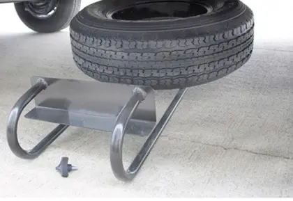 Tire Carrier Mounts up and Away